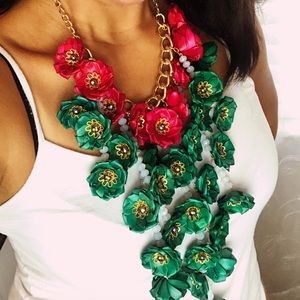 Necklace set palm flowers